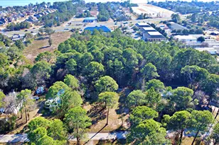 9013 Larker Woods Dr, Navarre, FL 32566 - Photo 1