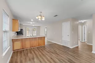 8484 Barrancas St, Navarre, FL 32566 - Photo 8