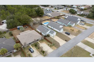 8484 Barrancas Street, Navarre, FL 32566 - Photo 32