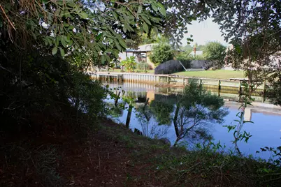 1621 Mauna Kea Court, Gulf Breeze, FL 32563 - Photo 14