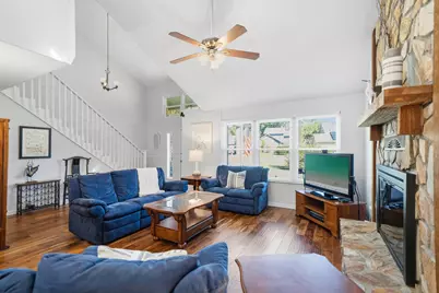 1058 E Troon Drive E, Niceville, FL 32578 - Photo 12