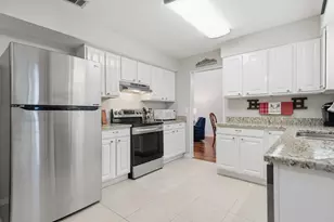 1058 E Troon Dr E, Niceville, FL 32578 - Photo 16