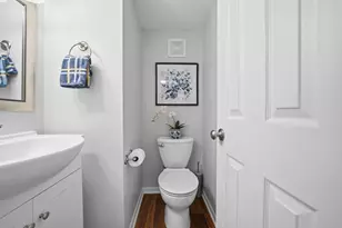 1058 E Troon Dr E, Niceville, FL 32578 - Photo 14