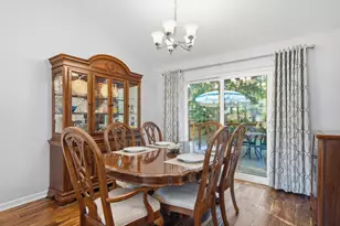 1058 E Troon Dr E, Niceville, FL 32578 - Photo 20