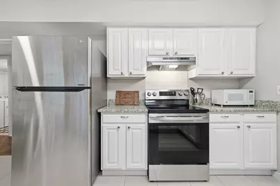 1058 E Troon Drive E, Niceville, FL 32578 - Photo 18