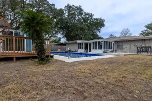 300 NW Victoria Ave NW, Fort Walton Beach, FL 32548 - Photo 22