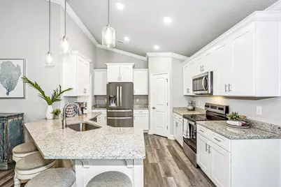 7572 Hatteras Drive, Navarre, FL 32566 - Photo 16