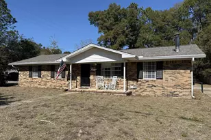 469 Stillwell Blvd, Crestview, FL 32539 - Photo 1