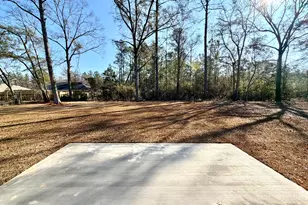 6018 Paige Ln, Crestview, FL 32536 - Photo 2