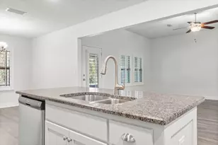 5747 Marigold Loop, Crestview, FL 32539 - Photo 12