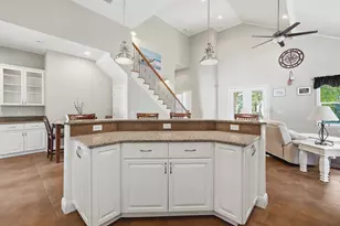 266 Florida Ave, Valparaiso, FL 32580 - Photo 14