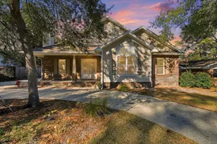 266 Florida Ave, Valparaiso, FL 32580 - Photo 2