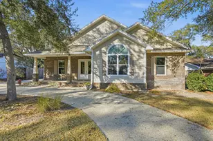 266 Florida Ave, Valparaiso, FL 32580 - Photo 4