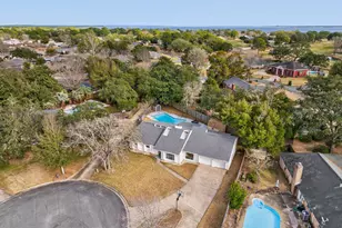 4 Palm Springs Ct, Shalimar, FL 32579 - Photo 2