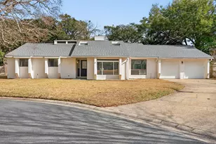 4 Palm Springs Ct, Shalimar, FL 32579 - Photo 1