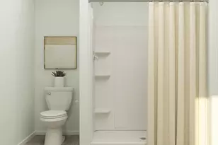 215 Bay Spgs Blvd, Defuniak Springs, FL 32435 - Photo 8