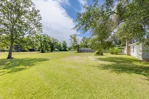 5811 Monroe St, Baker, FL 32531 - Photo 2