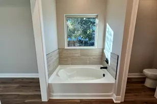 2716 Baylen Ct, Navarre, FL 32566 - Photo 16