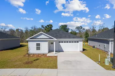 72 Riverwalk Circle, Freeport, FL 32439 - Photo 1