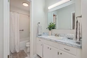 130 Valencia Dr, Fort Walton Beach, FL 32547 - Photo 18