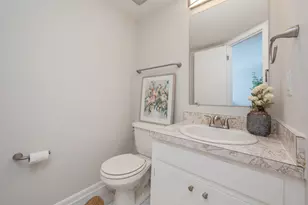 130 Valencia Dr, Fort Walton Beach, FL 32547 - Photo 14