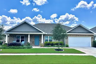 221 Picnic Pl, Freeport, FL 32439 - Photo 2