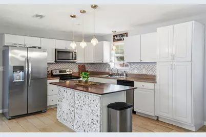 5471 Bonanza Drive, Gulf Breeze, FL 32563 - Photo 2