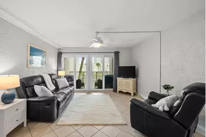 8727 Thomas Drive #UNIT B17, Panama City Beach, FL 32408 - Photo 8