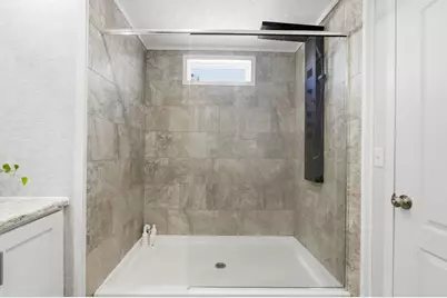 11907 Evergreen Street, Fountain, FL 32438 - Photo 8