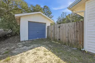 119 NW Carol Ave NW, Fort Walton Beach, FL 32548 - Photo 34
