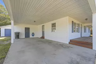 119 NW Carol Ave NW, Fort Walton Beach, FL 32548 - Photo 4