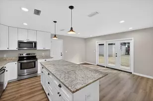 199 College Cove, Niceville, FL 32578 - Photo 12