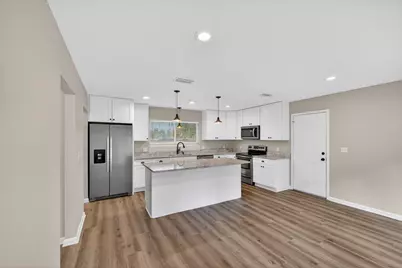 199 College Cove, Niceville, FL 32578 - Photo 6