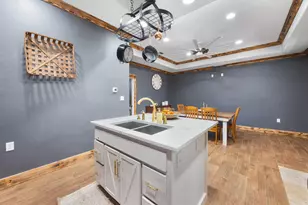 981 E Chestnut Ave E, Crestview, FL 32539 - Photo 22