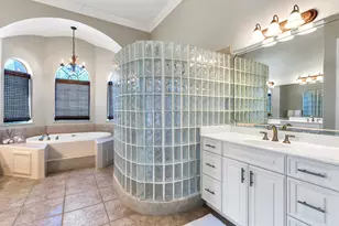 910 Emerald Bay Dr, Destin, FL 32541 - Photo 14