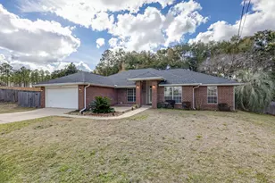 2207 Titanium Dr, Crestview, FL 32536 - Photo 2