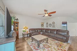 2104 Queen St, Crestview, FL 32536 - Photo 12