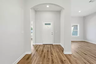 1576 Texas Pkwy, Crestview, FL 32536 - Photo 2