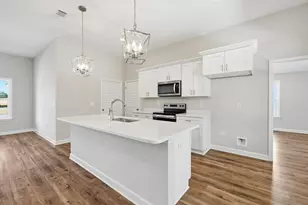 1576 Texas Pkwy, Crestview, FL 32536 - Photo 8