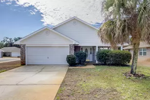 1013 Freeport Ct, Mary Esther, FL 32569 - Photo 1