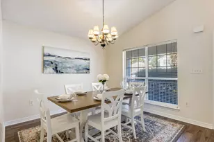 1013 Freeport Ct, Mary Esther, FL 32569 - Photo 6