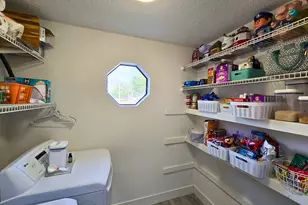 11 NW Poulton Dr NW, Fort Walton Beach, FL 32548 - Photo 6