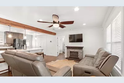 521 W Juniper Avenue W, Defuniak Springs, FL 32433 - Photo 2