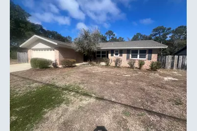 129 12th Avenue, Shalimar, FL 32579 - Photo 1