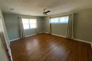 129 12th Ave, Shalimar, FL 32579 - Photo 4