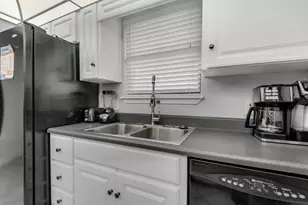 8443 Gulf Blvd, Navarre, FL 32566 - Photo 14