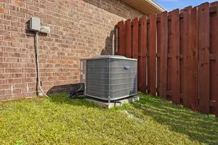 365 Merlin Ct, Crestview, FL 32539 - Photo 60