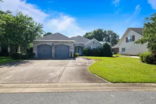 35 Derby Downs Cir, Niceville, FL 32578 - Photo 1