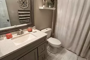 1098 Forest Lake Terrace, Niceville, FL 32578 - Photo 18