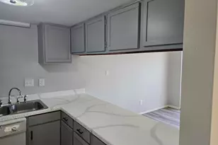 308 SW Miracle Strip Pkwy Parkway SW, Fort Walton Beach, FL 32548 - Photo 8